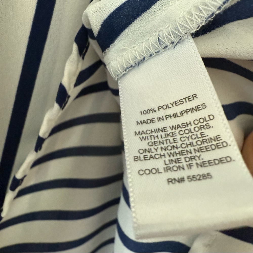❇️Express Portofino Navy and White Striped Top 2 for $22❇️ - Picture 3 of 4